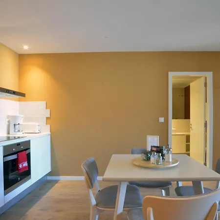 アパート Spot Family