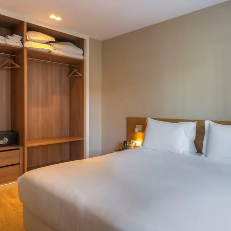 Spot Family Apartamento Oporto